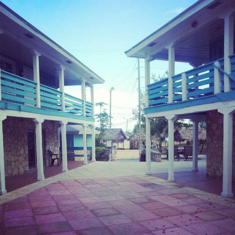 Two Turtles Inn George Town Esterno foto