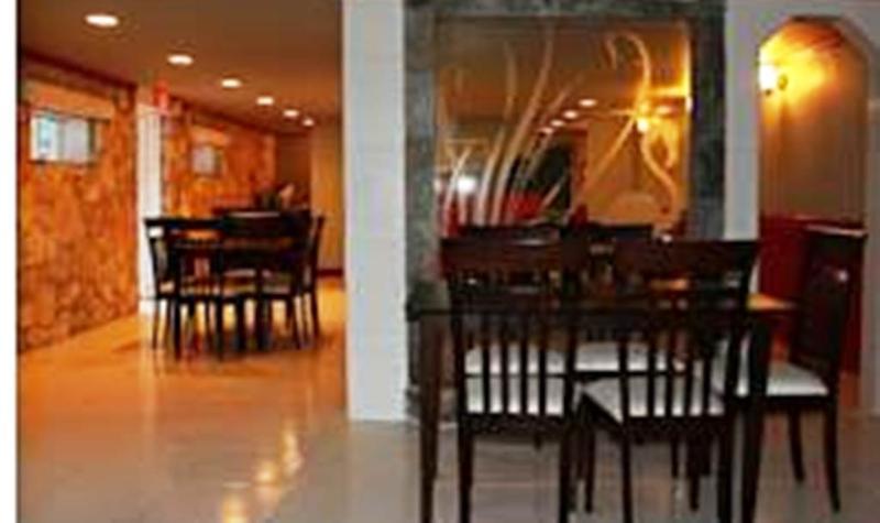 Two Turtles Inn George Town Esterno foto